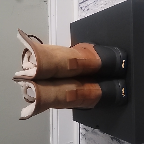 UGG Butte Boot Worchester - Picture 3 of 4